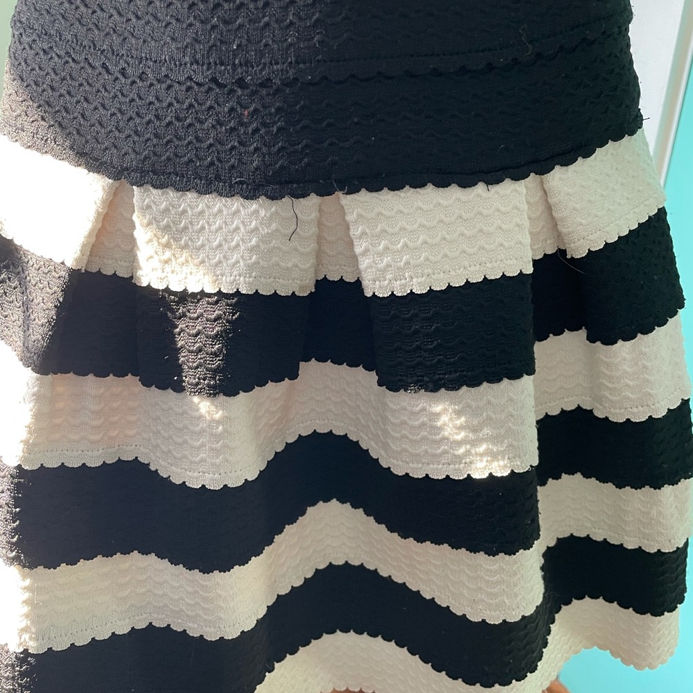 Bloomendales Aqua black white skirt - Picture 3 of 8